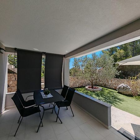 Olive Tree Apartment Zecevo 罗戈兹尼察 外观 照片