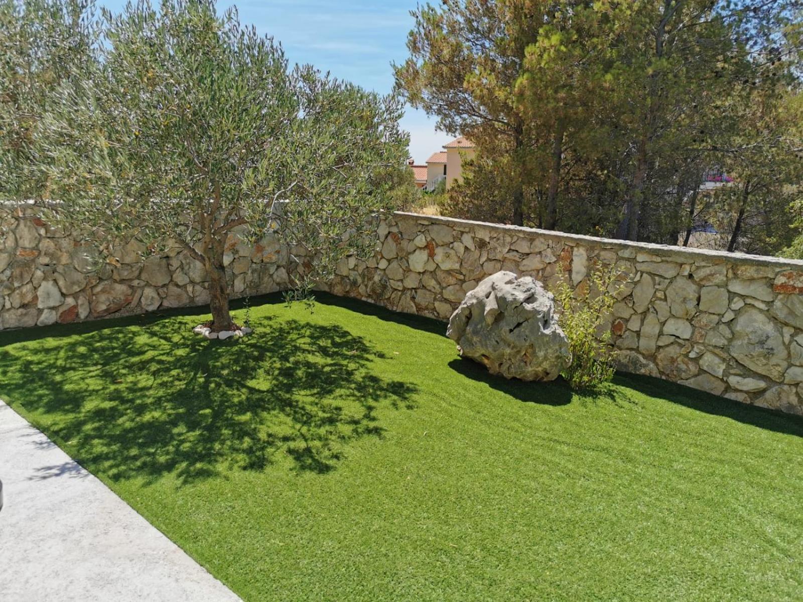 Olive Tree Apartment Zecevo 罗戈兹尼察 外观 照片