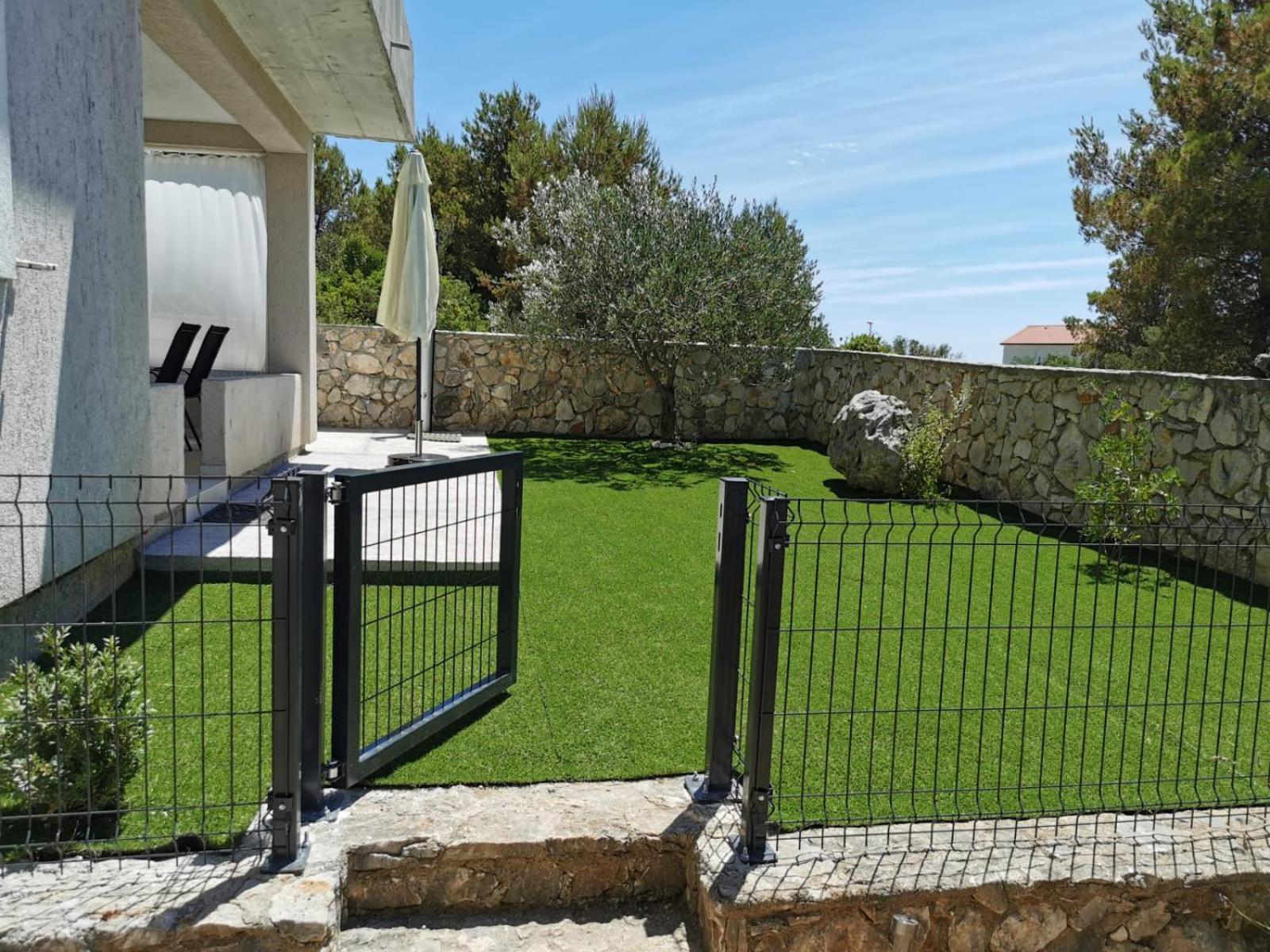 Olive Tree Apartment Zecevo 罗戈兹尼察 外观 照片